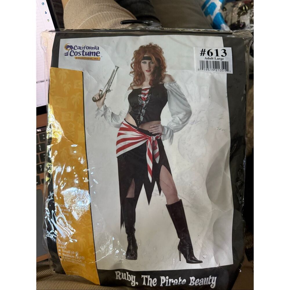 California Costumes Ruby The Pirate Beauty Costume sz M 8-10 EUC